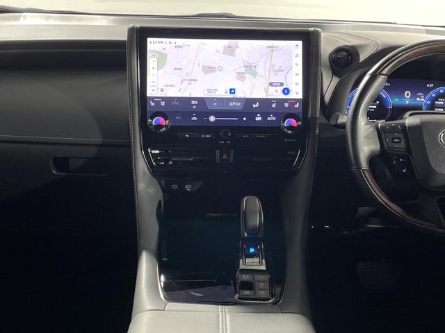 アルファードハイブリッド Ｚ　トヨタセーフティセンス　純正１４型ＤＡ　純正フリップダウンモニター　独立ムーンルーフ　ユニバーサルステップ　レザー調シート　メモリシート　シートヒーター　ベンチレーション　デジタルインナーミラー（3枚目）