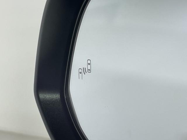 アルファードハイブリッド Ｚ　トヨタセーフティセンス　純正１４型ＤＡ　純正フリップダウンモニター　独立ムーンルーフ　ユニバーサルステップ　レザー調シート　メモリシート　シートヒーター　ベンチレーション　デジタルインナーミラー（17枚目）