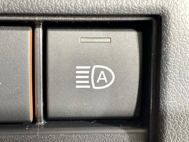 アルファードハイブリッド Ｚ　トヨタセーフティセンス　純正１４型ＤＡ　純正フリップダウンモニター　独立ムーンルーフ　ユニバーサルステップ　レザー調シート　メモリシート　シートヒーター　ベンチレーション　デジタルインナーミラー（19枚目）