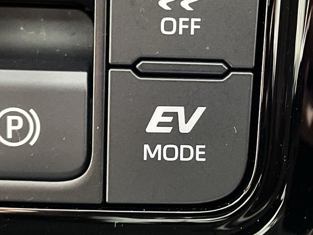 アルファードハイブリッド Ｚ　トヨタセーフティセンス　純正１４型ＤＡ　純正フリップダウンモニター　独立ムーンルーフ　ユニバーサルステップ　レザー調シート　メモリシート　シートヒーター　ベンチレーション　デジタルインナーミラー（23枚目）