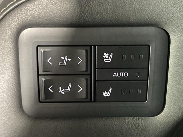 アルファードハイブリッド Ｚ　トヨタセーフティセンス　純正１４型ＤＡ　純正フリップダウンモニター　独立ムーンルーフ　ユニバーサルステップ　レザー調シート　メモリシート　シートヒーター　ベンチレーション　デジタルインナーミラー（25枚目）