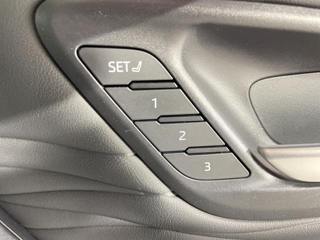 アルファードハイブリッド Ｚ　トヨタセーフティセンス　純正１４型ＤＡ　純正フリップダウンモニター　独立ムーンルーフ　ユニバーサルステップ　レザー調シート　メモリシート　シートヒーター　ベンチレーション　デジタルインナーミラー（30枚目）