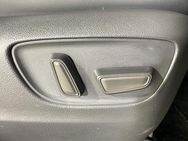 アルファードハイブリッド Ｚ　トヨタセーフティセンス　純正１４型ＤＡ　純正フリップダウンモニター　独立ムーンルーフ　ユニバーサルステップ　レザー調シート　メモリシート　シートヒーター　ベンチレーション　デジタルインナーミラー（48枚目）