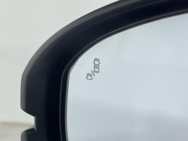 フリード ｅ：ＨＥＶエアー　ＥＸ　登録済未使用車　純正９型ディスプレイオーディオ　ナビ　バックカメラ　フルセグ　両側電動　ホンダセンシング　革巻ステアリング　前席シートヒーター　ＡＨＢ　ＬＥＤヘッドランプ　スマートキー　プッシュＳ（14枚目）