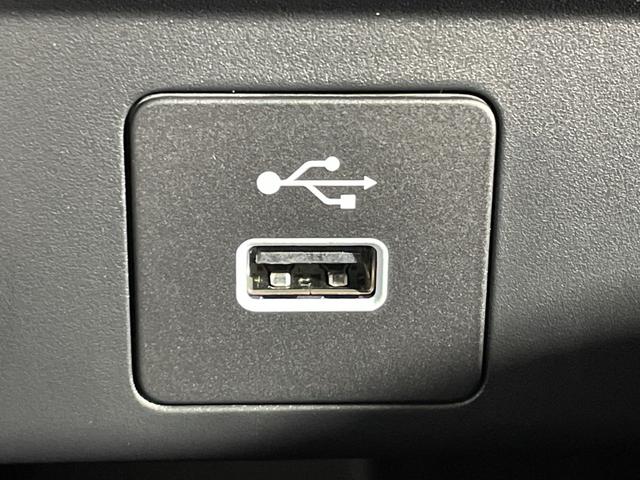 フリード ｅ：ＨＥＶエアー　ＥＸ　登録済未使用車　純正９型ディスプレイオーディオ　ナビ　バックカメラ　フルセグ　両側電動　ホンダセンシング　革巻ステアリング　前席シートヒーター　ＡＨＢ　ＬＥＤヘッドランプ　スマートキー　プッシュＳ（22枚目）