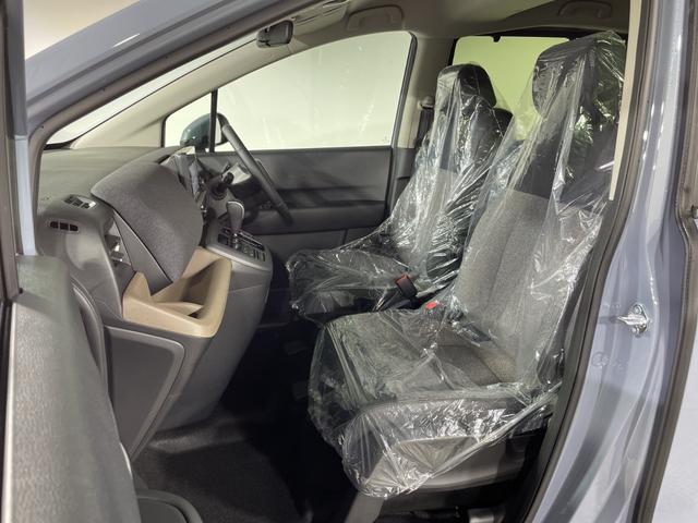 フリード ｅ：ＨＥＶエアー　ＥＸ　登録済未使用車　純正９型ディスプレイオーディオ　ナビ　バックカメラ　フルセグ　両側電動　ホンダセンシング　革巻ステアリング　前席シートヒーター　ＡＨＢ　ＬＥＤヘッドランプ　スマートキー　プッシュＳ（45枚目）