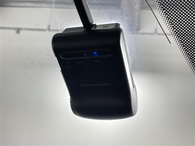 ＣＸ－３ ＸＤ　Ｌパッケージ　マツダコネクト　ｉ－ＡＣＴＩＶＳＥＮＳＥ　ＢＯＳＥサウンド　ＨＵＤ　ＢＳＭ　ＡＦＳ　ＡＨＢ　バックカメラ　フルセグ　アイドリングストップ　ハーフレザーシート　前席シートヒーター　パドルシフト　ＬＥＤ（5枚目）