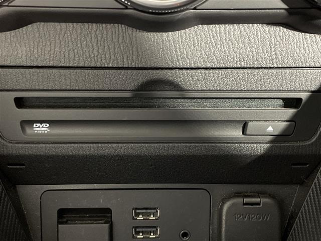 ＣＸ－３ ＸＤ　Ｌパッケージ　マツダコネクト　ｉ－ＡＣＴＩＶＳＥＮＳＥ　ＢＯＳＥサウンド　ＨＵＤ　ＢＳＭ　ＡＦＳ　ＡＨＢ　バックカメラ　フルセグ　アイドリングストップ　ハーフレザーシート　前席シートヒーター　パドルシフト　ＬＥＤ（19枚目）