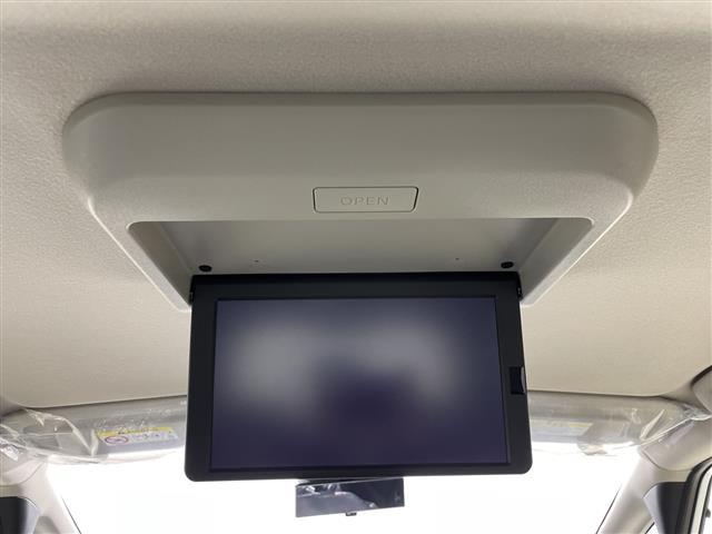 セレナ ｅ－パワー　ハイウェイスターＶ　純正１２．３型ＤＡ　ナビ　マルチビューモニター　純正フリップダウンモニター　３６０度セーフティアシスト　プロパイロット　両側電動　インテリジェントアラウンドビュー／ルームミラー／パーキングアシスト（3枚目）