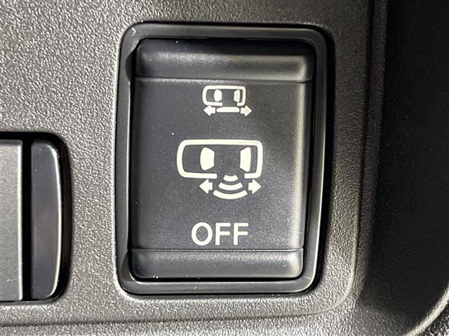 セレナ ｅ－パワー　ハイウェイスターＶ　純正１２．３型ＤＡ　ナビ　マルチビューモニター　純正フリップダウンモニター　３６０度セーフティアシスト　プロパイロット　両側電動　インテリジェントアラウンドビュー／ルームミラー／パーキングアシスト（5枚目）