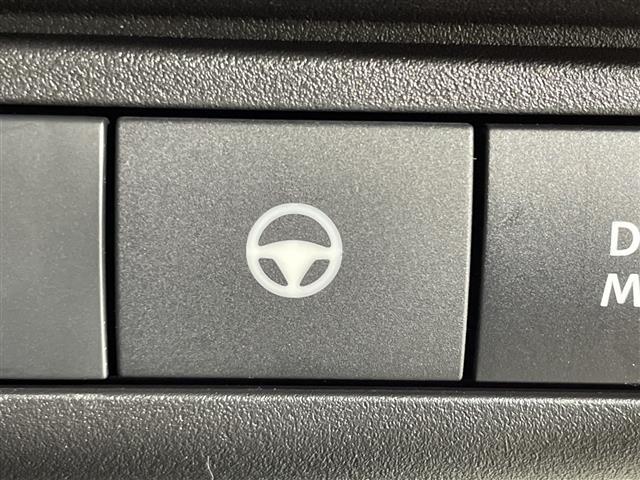 セレナ ｅ－パワー　ハイウェイスターＶ　純正１２．３型ＤＡ　ナビ　マルチビューモニター　純正フリップダウンモニター　３６０度セーフティアシスト　プロパイロット　両側電動　インテリジェントアラウンドビュー／ルームミラー／パーキングアシスト（8枚目）