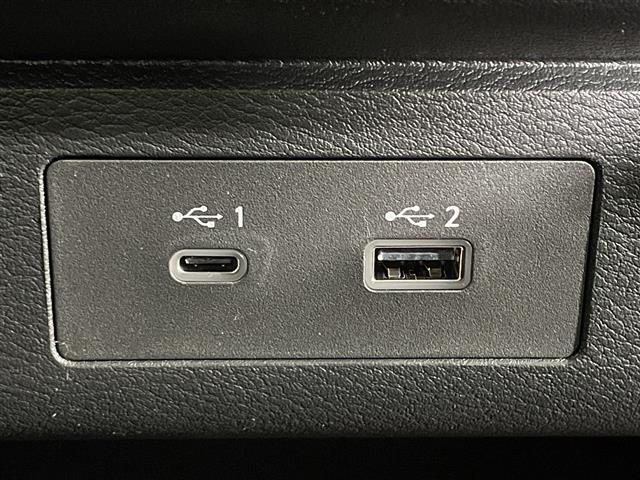 セレナ ｅ－パワー　ハイウェイスターＶ　純正１２．３型ＤＡ　ナビ　マルチビューモニター　純正フリップダウンモニター　３６０度セーフティアシスト　プロパイロット　両側電動　インテリジェントアラウンドビュー／ルームミラー／パーキングアシスト（33枚目）