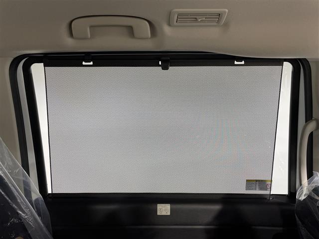 セレナ ｅ－パワー　ハイウェイスターＶ　純正１２．３型ＤＡ　ナビ　マルチビューモニター　純正フリップダウンモニター　３６０度セーフティアシスト　プロパイロット　両側電動　インテリジェントアラウンドビュー／ルームミラー／パーキングアシスト（35枚目）