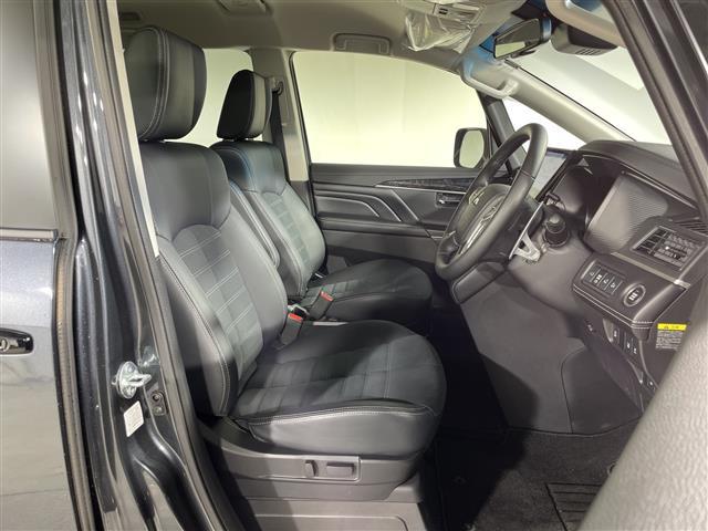 デリカＤ：５ シャモニー　アルパイン１１型ナビ　マルチアラウンドモニター　フルセグ　ｅ－Ａｓｓｉｓｔ　ＢＳＭ　両側電動　パワーバックドア　ハーフレザーシート　前席シートヒーター　ステアリングヒーター　ＬＥＤヘッドランプ（9枚目）