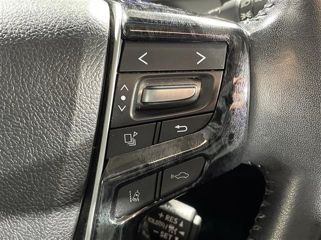 アルファードハイブリッド Ｓ　純正ディスプレイオーディオ　コネクトナビ　バックカメラ　ＣＤ　ＤＶＤ　セーフティセンス　両側電動　ＡＣ１００Ｖ　２眼ＬＥＤヘッド／フォグランプ　２列目オットマン　社外前後ドラレコ　純正ビルトインＥＴＣ（4枚目）