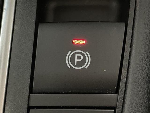 アルファードハイブリッド Ｓ　純正ディスプレイオーディオ　コネクトナビ　バックカメラ　ＣＤ　ＤＶＤ　セーフティセンス　両側電動　ＡＣ１００Ｖ　２眼ＬＥＤヘッド／フォグランプ　２列目オットマン　社外前後ドラレコ　純正ビルトインＥＴＣ（11枚目）