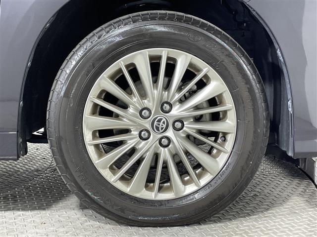 アルファードハイブリッド Ｓ　純正ディスプレイオーディオ　コネクトナビ　バックカメラ　ＣＤ　ＤＶＤ　セーフティセンス　両側電動　ＡＣ１００Ｖ　２眼ＬＥＤヘッド／フォグランプ　２列目オットマン　社外前後ドラレコ　純正ビルトインＥＴＣ（41枚目）