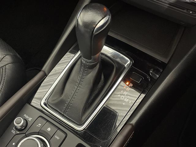 アクセラスポーツ ２２ＸＤ　Ｌパッケージ　マツダコネクト　サンルーフ　ｉ－ＡＣＴＩＶＳＥＮＳＥ　バックカメラ　ＣＤ　ＤＶＤ　フルセグ　革シート　Ｄ席パワーシート／ポジションメモリ　前席シートヒーター　ステアリングヒーター　パドルシフト　ＡＬＨ（21枚目）