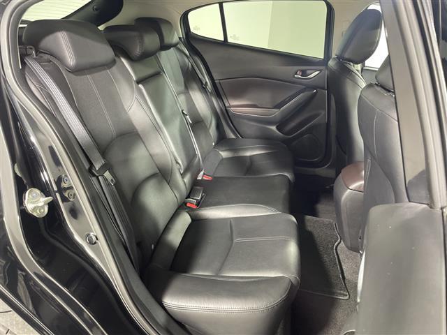 アクセラスポーツ ２２ＸＤ　Ｌパッケージ　マツダコネクト　サンルーフ　ｉ－ＡＣＴＩＶＳＥＮＳＥ　バックカメラ　ＣＤ　ＤＶＤ　フルセグ　革シート　Ｄ席パワーシート／ポジションメモリ　前席シートヒーター　ステアリングヒーター　パドルシフト　ＡＬＨ（27枚目）