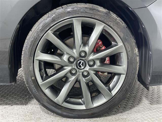 アクセラスポーツ ２２ＸＤ　Ｌパッケージ　マツダコネクト　サンルーフ　ｉ－ＡＣＴＩＶＳＥＮＳＥ　バックカメラ　ＣＤ　ＤＶＤ　フルセグ　革シート　Ｄ席パワーシート／ポジションメモリ　前席シートヒーター　ステアリングヒーター　パドルシフト　ＡＬＨ（41枚目）