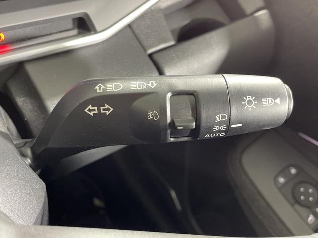 オーラ Ｇ　レザーエディション　コネクトナビゲーションシステム　９型ＤＡメモリーナビ　ＢＯＳＥパーソナルプラス　全方位運転支援システム　プロパイロット　インテリジェントアラウンドビューモニター＆ルームミラー　ＡＬＨ　ワイヤレス充電（12枚目）