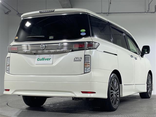 エルグランド ２５０ハイウェイスターＳジェットブラックアバンクロム　純正９型ナビ　純正フリップダウンモニター　専用レザーシート　パワーシート　シートヒーター　両側電動スライドドア　ウッドコンビステアリング　スペアキー　クルーズコントロール　ＬＥＤ　フォグランプ（35枚目）