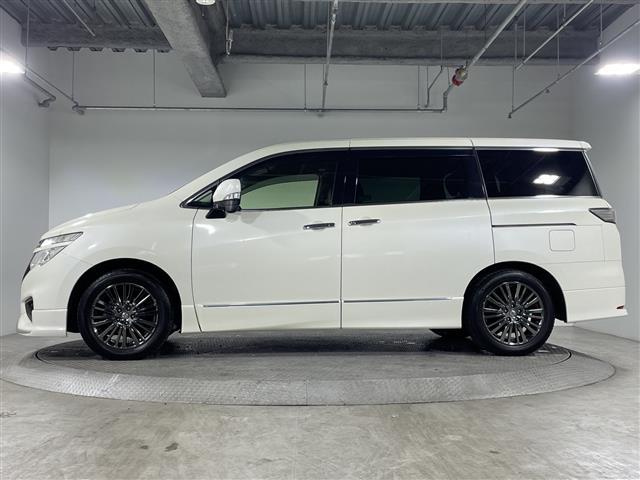 エルグランド ２５０ハイウェイスターＳジェットブラックアバンクロム　純正９型ナビ　純正フリップダウンモニター　専用レザーシート　パワーシート　シートヒーター　両側電動スライドドア　ウッドコンビステアリング　スペアキー　クルーズコントロール　ＬＥＤ　フォグランプ（37枚目）