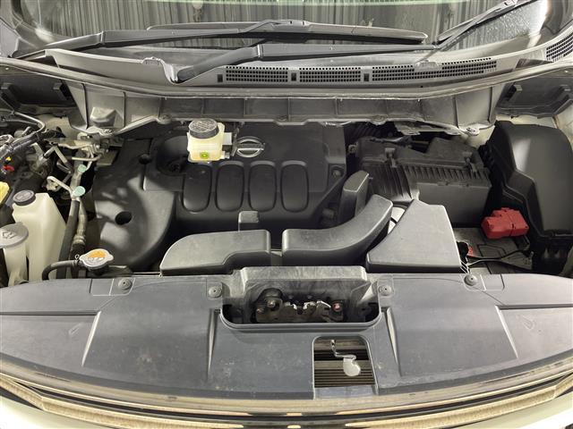 エルグランド ２５０ハイウェイスターＳジェットブラックアバンクロム　純正９型ナビ　純正フリップダウンモニター　専用レザーシート　パワーシート　シートヒーター　両側電動スライドドア　ウッドコンビステアリング　スペアキー　クルーズコントロール　ＬＥＤ　フォグランプ（42枚目）