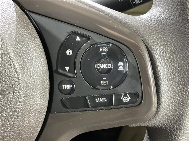 Ｎ－ＢＯＸ Ｇ・Ｌホンダセンシング　純正ナビ　フルセグ　バックカメラ　片側電動　レーダークルーズ　ＣＭＢＳ　ＬＫＡＳ　ＡＨＢ　先行車発進告知　路外逸脱警報　運転席シートヒーター　ＥＣＯＮ　アイドリングＳ　純正ＥＴＣ　ＬＥＤヘッドランプ（6枚目）