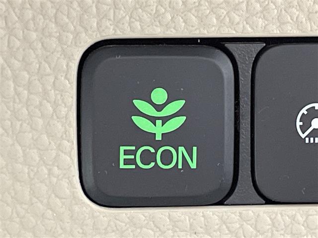 Ｎ－ＢＯＸ Ｇ・Ｌホンダセンシング　純正ナビ　フルセグ　バックカメラ　片側電動　レーダークルーズ　ＣＭＢＳ　ＬＫＡＳ　ＡＨＢ　先行車発進告知　路外逸脱警報　運転席シートヒーター　ＥＣＯＮ　アイドリングＳ　純正ＥＴＣ　ＬＥＤヘッドランプ（12枚目）