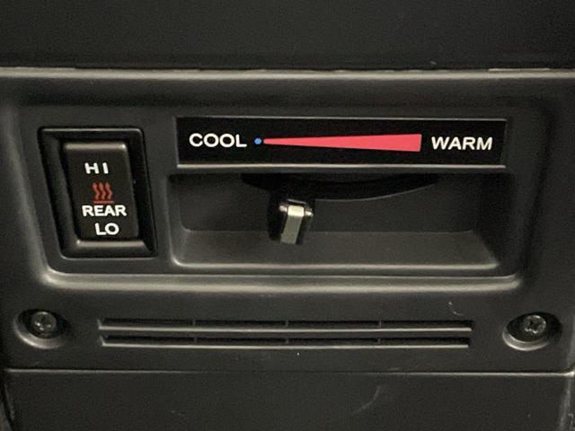 ランドクルーザー７０ ＡＸ　トヨタセーフティセンス　社外９型ナビ　バックカメラ　４ＷＤ　ダウンヒルアシストコントロール　ＥＴＣ　前後ドライブレコーダー　ウッドコンビステアリング　クルーズコントロール　ＬＥＤ　背面タイヤ　フォグ（29枚目）