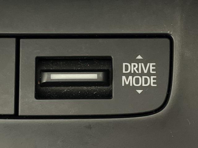 ハリアーハイブリッド Ｚ　レザーパッケージ　１トヨタセーフティセンス　純正ＤＡ　パノラミックビューモニター　レザー調シート　ＪＢＬ　ＨＵＤ　デジタルインナーミラー　メモリシート　シートヒーター　ベンチレーション　パワーバックドア　前後ドラレコ（28枚目）