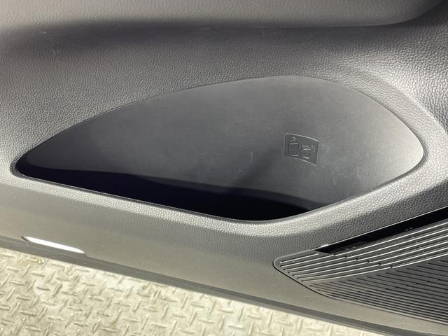 ハリアーハイブリッド Ｚ　レザーパッケージ　１トヨタセーフティセンス　純正ＤＡ　パノラミックビューモニター　レザー調シート　ＪＢＬ　ＨＵＤ　デジタルインナーミラー　メモリシート　シートヒーター　ベンチレーション　パワーバックドア　前後ドラレコ（38枚目）