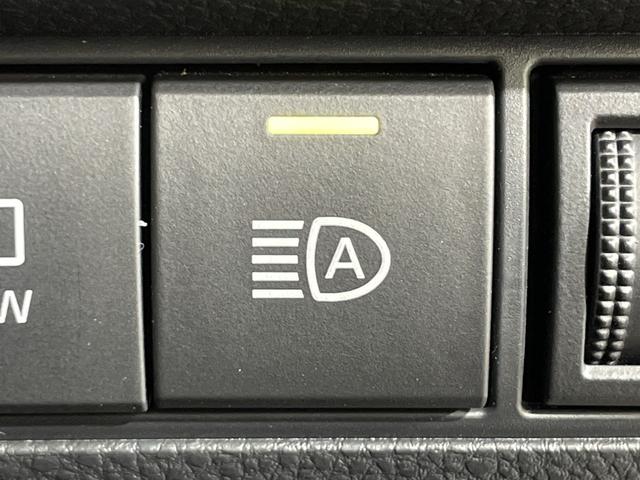 カローラクロス ハイブリッド　Ｚ　純正９型ディスプレイオーディオ　パノラミックビューＭ　セーフティセンス　ＢＳＭ　ＰＫＳＢ　ＰＢＤ　ＬＥＤヘッド＆フォグ＆シーケンシャルターンランプ　ルーフレール　前席シートヒーター　Ｄ席パワーシート（27枚目）