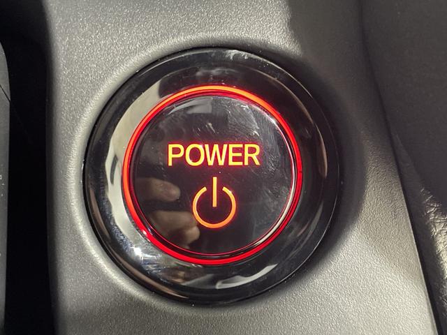 ＺＲ－Ｖ ｅ：ＨＥＶ　Ｚ特別仕様車ブラックスタイル　登録済未使用車　純正ＤＡ　全方位カメラ　置くだけ充電　ＢＯＳＥ　シートヒーター　パワーバックドア　メモリシート　レザーシート　ビルトインＥＴＣ２．０　ＬＥＤ　ＢＳＭ　スペアキー　パドルシフト　ＡＷ（19枚目）