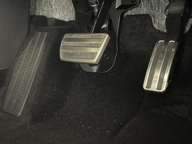 ＺＲ－Ｖ ｅ：ＨＥＶ　Ｚ特別仕様車ブラックスタイル　登録済未使用車　純正ＤＡ　全方位カメラ　置くだけ充電　ＢＯＳＥ　シートヒーター　パワーバックドア　メモリシート　レザーシート　ビルトインＥＴＣ２．０　ＬＥＤ　ＢＳＭ　スペアキー　パドルシフト　ＡＷ（47枚目）