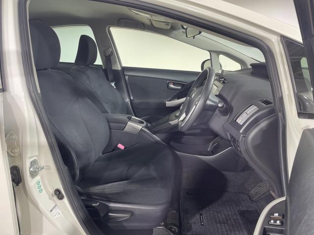 プリウス Ｓ　純正ナビ　バックカメラ　スマートキー　プッシュスタートボタン　ステアリングスイッチ　モデリスタエアロＨＩＤヘッドライト　フォグランプ　電動格納ミラー　ウィンカーミラー　マット　バイザー　バイザー（32枚目）