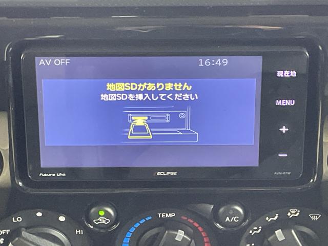 ＦＪクルーザー ファイナルエディション　ナビ　バックカメラ　コーナーセンサー　フロントデアイサー　革巻きステアリング　ステアリングスイッチ　ヘッドライトレベライザー　クルーズコントロール　ＥＴＣ　背面タイヤ　社外ＬＥＤ　フォグ　社外マフラー（5枚目）