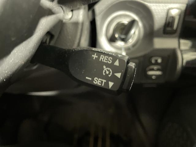 ＦＪクルーザー ファイナルエディション　ナビ　バックカメラ　コーナーセンサー　フロントデアイサー　革巻きステアリング　ステアリングスイッチ　ヘッドライトレベライザー　クルーズコントロール　ＥＴＣ　背面タイヤ　社外ＬＥＤ　フォグ　社外マフラー（9枚目）