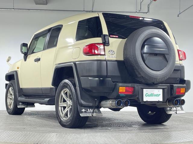 ＦＪクルーザー ファイナルエディション　ナビ　バックカメラ　コーナーセンサー　フロントデアイサー　革巻きステアリング　ステアリングスイッチ　ヘッドライトレベライザー　クルーズコントロール　ＥＴＣ　背面タイヤ　社外ＬＥＤ　フォグ　社外マフラー（61枚目）