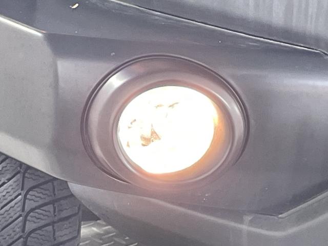 ＦＪクルーザー ファイナルエディション　ナビ　バックカメラ　コーナーセンサー　フロントデアイサー　革巻きステアリング　ステアリングスイッチ　ヘッドライトレベライザー　クルーズコントロール　ＥＴＣ　背面タイヤ　社外ＬＥＤ　フォグ　社外マフラー（67枚目）