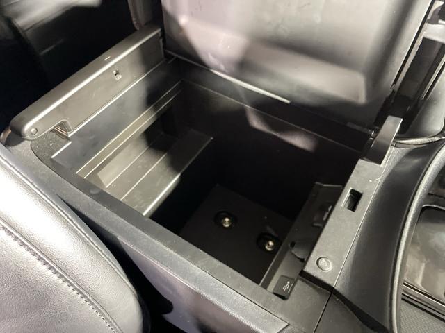 アルファードハイブリッド ＳＲ　Ｃパッケージ　トヨタセーフティセンス　純正ディスプレイオーディオ　バックカメラ　純正フリップダウンモニター　ＡＣ１００Ｖ　モデリスタ　メモリシート　ベンチレーション　シートヒーター　サンルーフ　ＥＴＣ　三眼ＬＥＤ（44枚目）