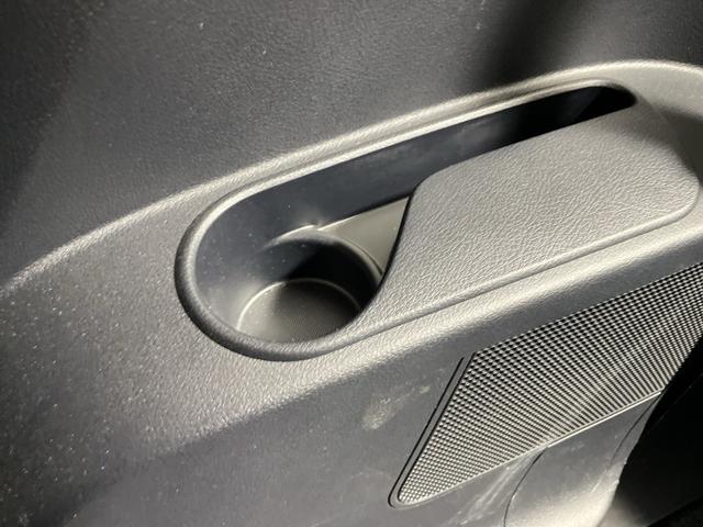 シエンタ Ｇ　ワンオーナー　純正９インチナビ　モデリスタエアロ　全方位カメラ　両側パワスラ　ビルトインＥＴＣ　前席シートヒーター　ステアリングヒーター　衝突軽減　車線逸脱警報　ＬＥＤヘッドライト　前後ドラレコ（32枚目）