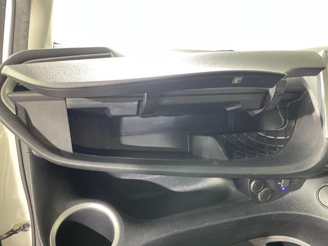 シエンタ Ｇ　ワンオーナー　純正９インチナビ　モデリスタエアロ　全方位カメラ　両側パワスラ　ビルトインＥＴＣ　前席シートヒーター　ステアリングヒーター　衝突軽減　車線逸脱警報　ＬＥＤヘッドライト　前後ドラレコ（44枚目）