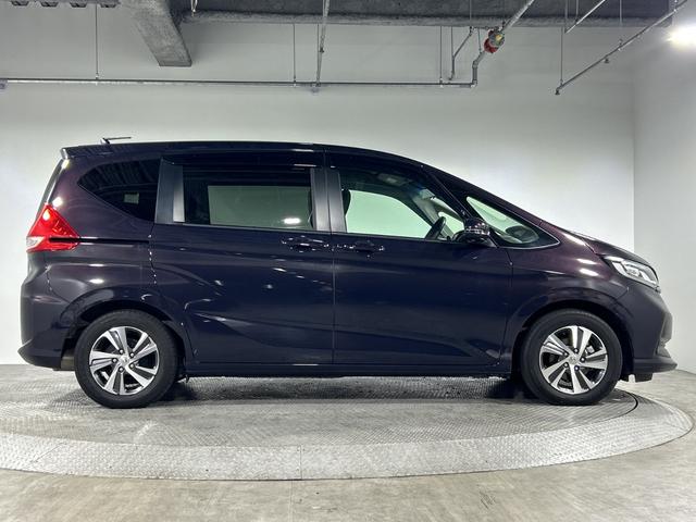 ���w�b�h���C�g�E�z�C�[���E�t�����g�K���X�ȂǐF�X�ȕ����̃R�[�e�B���O�����p�ӂ��Ă���܂��I