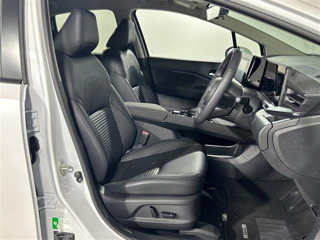 �y�^�]�ȁz����S�n���ǂ��V�[�g�Ȃ̂Œ����Ԃ̉^�]�ł����K�ɂ��߂������������܂��B�V�i�̃t���A�}�b�g�̂��������\�ł��B�f�ډӏ��ȊO�ɂ���]�̎ʐ^���������܂����炨�C�y�ɂ��₢���킹�������B