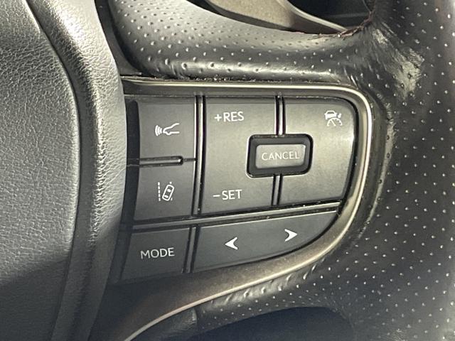 ＵＸ ＵＸ２５０ｈ　Ｆスポーツ　純正ナビ　Ｂカメラ　セーフティプラス　ＰＢＤ　ＰＫＳＢ　ＰＫＳＡ　ＰＣＳ　ＬＴＡ　ＬＤＡ　ＤＲＣＣ　ＡＨＳ　ＲＳＡ　ＴＰＷＳ　合皮シート　前パワーシート＆シートヒーター　ステアリングＨ　パドルシフト（13枚目）