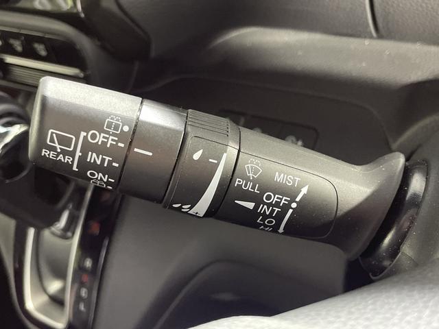 N-BOXカスタム G・Lホンダセンシング 純正8型ナビ TV BT バックカメラ 電動スライドドア 衝突軽減ブレーキ 車線逸脱警報 レーダークルコン 革巻きステアリング ステアリングスイッチ ETC LEDヘッドライト フォグランプ 純アルミ(10枚目)