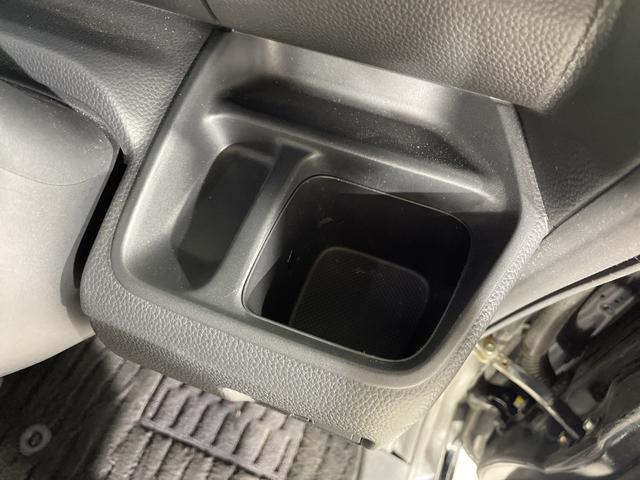 N-BOXカスタム G・Lホンダセンシング 純正8型ナビ TV BT バックカメラ 電動スライドドア 衝突軽減ブレーキ 車線逸脱警報 レーダークルコン 革巻きステアリング ステアリングスイッチ ETC LEDヘッドライト フォグランプ 純アルミ(27枚目)