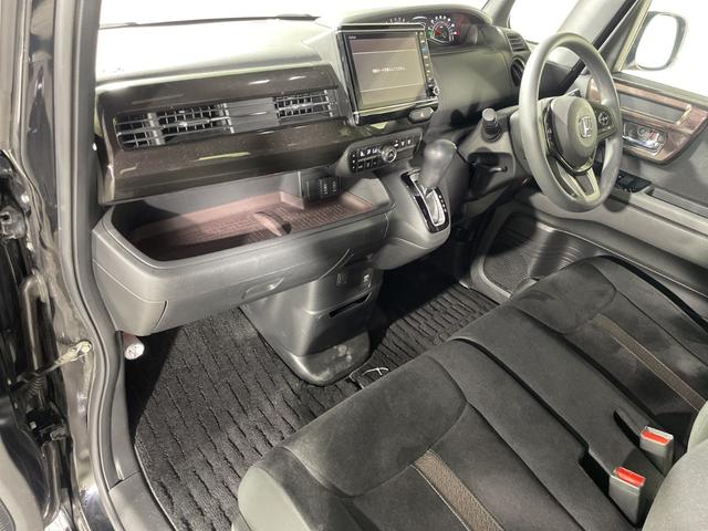 N-BOXカスタム G・Lホンダセンシング 純正8型ナビ TV BT バックカメラ 電動スライドドア 衝突軽減ブレーキ 車線逸脱警報 レーダークルコン 革巻きステアリング ステアリングスイッチ ETC LEDヘッドライト フォグランプ 純アルミ(43枚目)